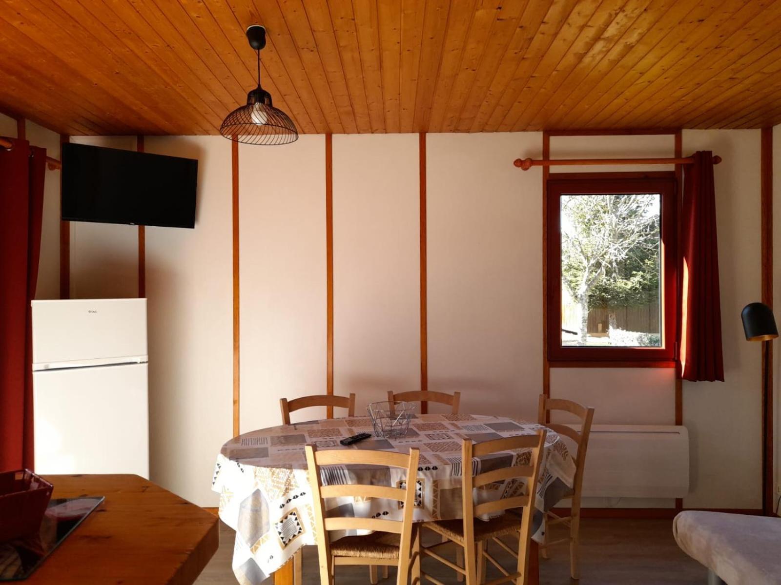 Chalets De La Colagne Bourgs sur Colagne エクステリア 写真