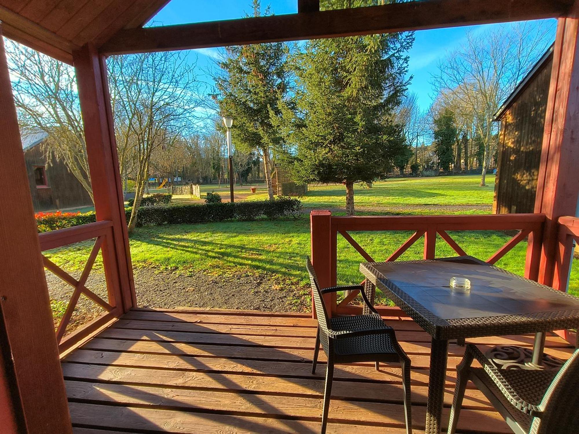 Chalets De La Colagne Bourgs sur Colagne エクステリア 写真